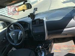 نيسان فيرسا